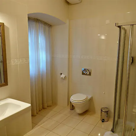 Hotel Ptuj פטוי